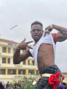 Shatta Wale fans crowded outside EOCO building during protest