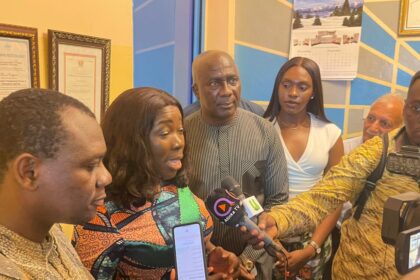 Trade Minister Assures Swift Action to Help Pharma Firms Recover Debts