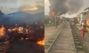 Fire Breaks Out Around VVIP Station at Kwame Nkrumah Circle