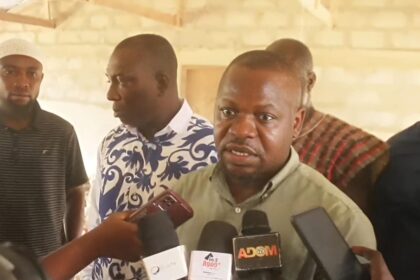 Kwahu West MCE Distributes 10,000 Nkoko Nketenkete Chicks to 200 Households