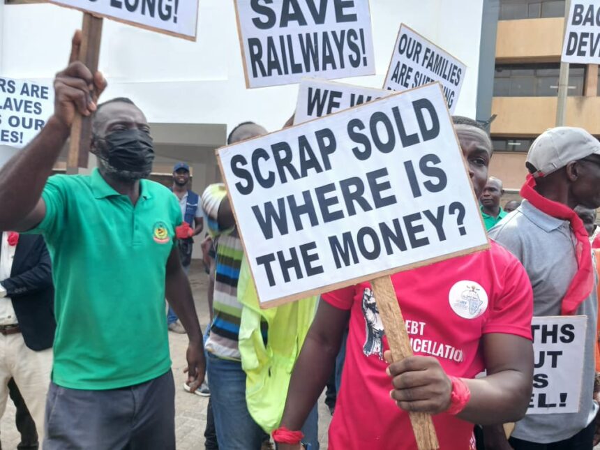 Railway Workers Resume Protest Over Unpaid Salaries